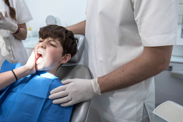 Best Dentist for Tooth Abscess  in Honsville, GA